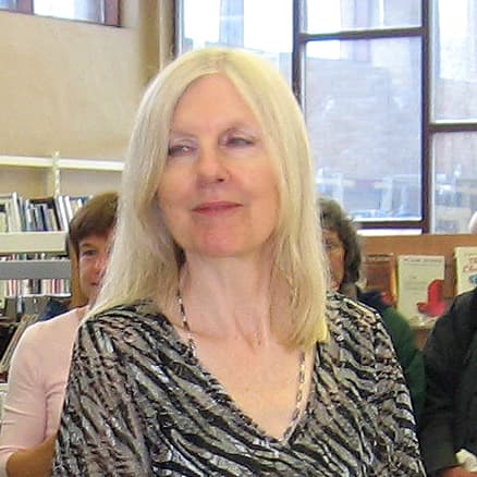 صورة Helen Dunmore